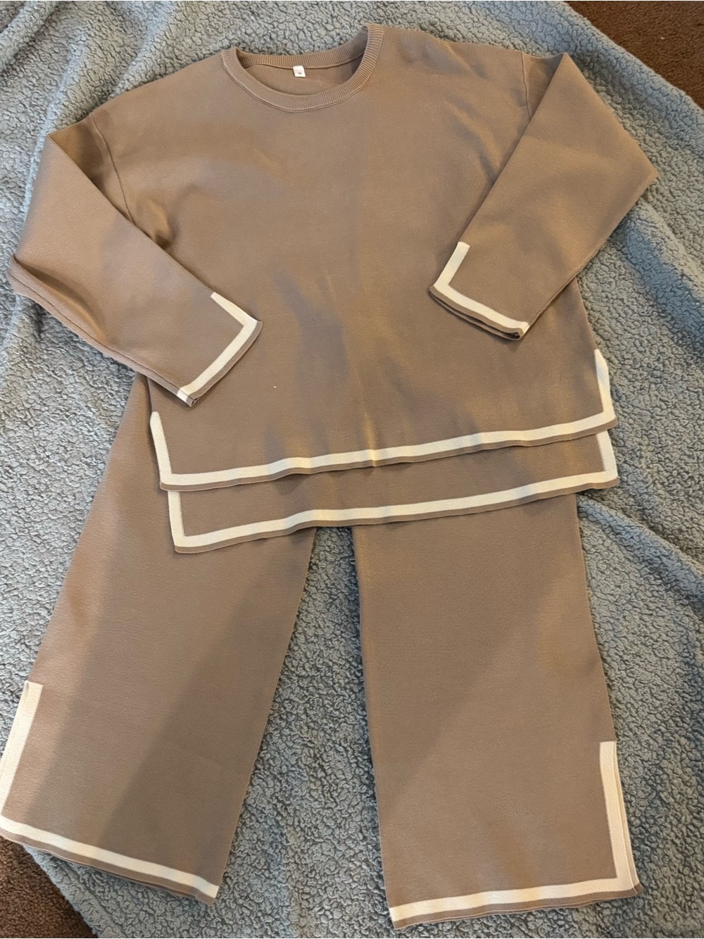 Women’s Two Piece Set Beige with Cream Trim